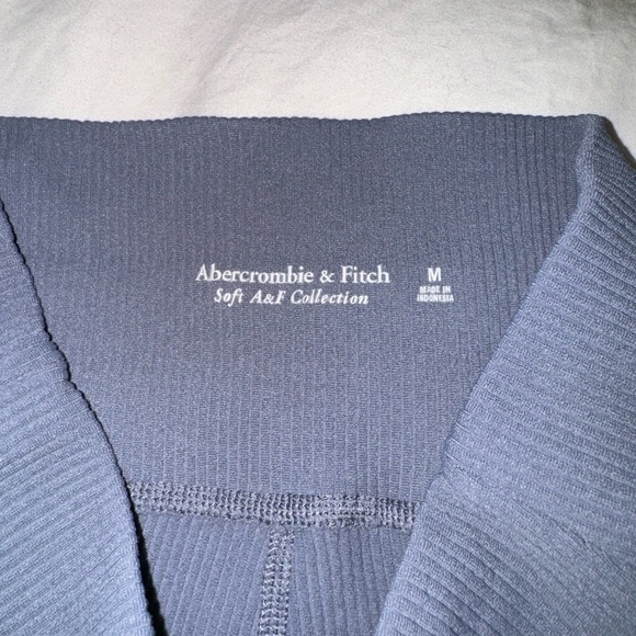 Abercrombie Soft A&F Collection Ribbed Biker Shorts - Picture 2 of 2